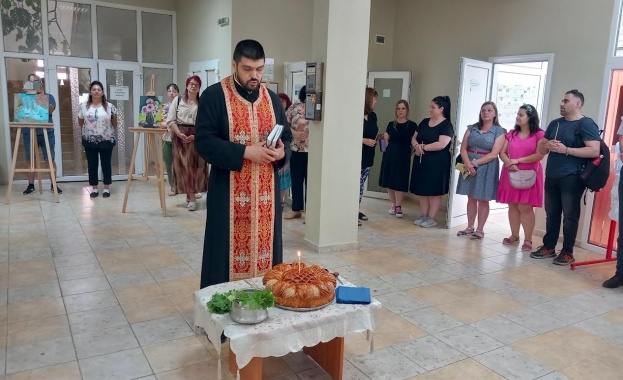 Нова социална услуга подкрепя децата на родители в раздяла