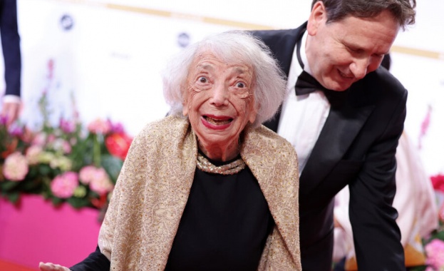 102-годишна жена, оцеляла след Холокоста, ще украси корицата на "Вог" 