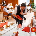 Виена откри ресторант за хора с деменция и техните близки 