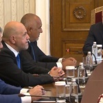 ГЕРБ-СДС на консултации: Радев попита Борисов какъв е ходът на преговорите