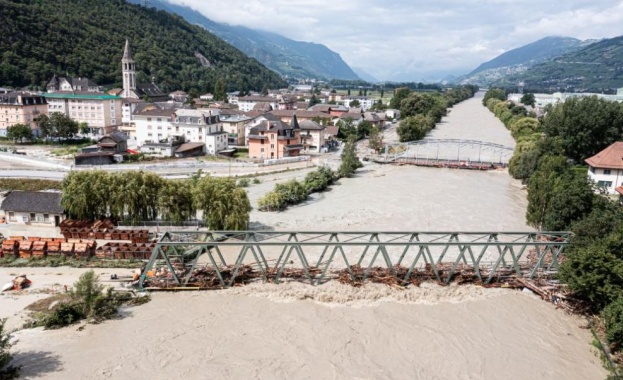 В резултат на свирепите бури и проливните дъждове които връхлетяха