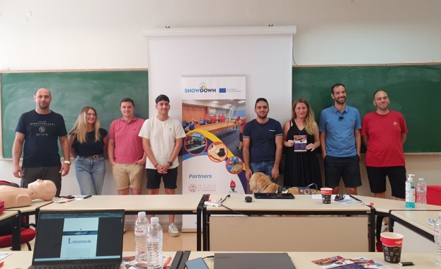 Международно обучение по SHOWDOWN се проведе в Солун Гърция от