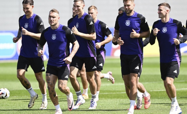 Защитникът Йонатан Та се завръща след наказание а всички останали