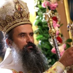 Патриарх Даниил: Да подражаваме на ангелските сили, които свидетелстват, че Бог е свят