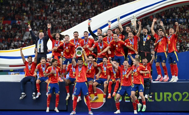 Испания е шампион на Европа за рекорден четвърти път Испанците