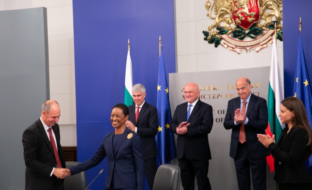 Арлингтън щата Вирджиния Днес директорът на Агенцията за търговия