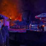 В Крим се запали голям търговски център