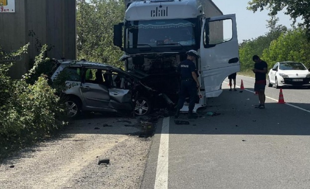 Един човек загина при тежка катастрофа на Пoдбалканския път София