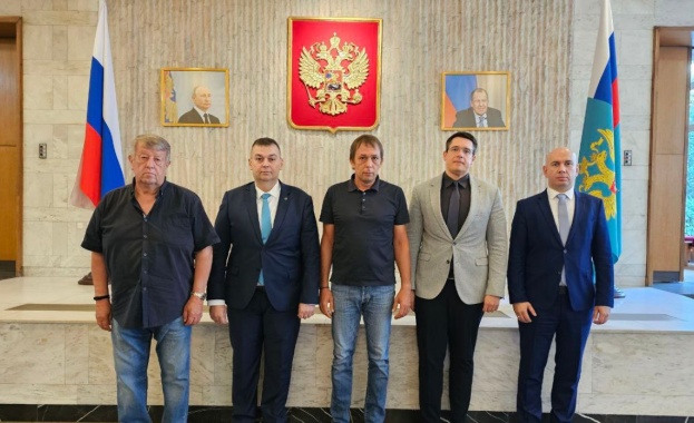 Днес народните представители на Възраждане Ангел Георгиев и Емил