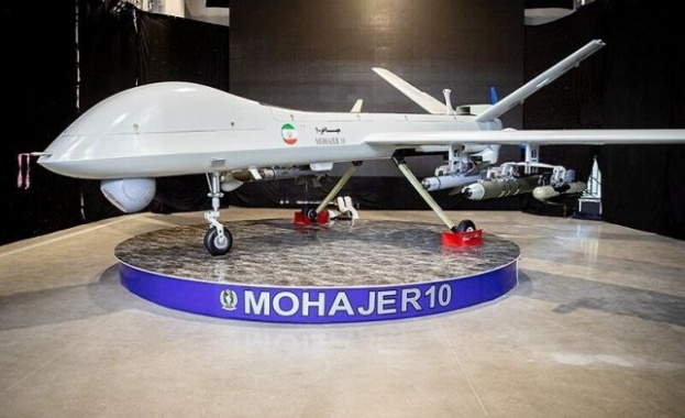 Иран показа своите безпилотни самолети Mohajer-10