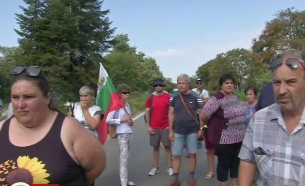 За поредна година безводие мъчи през летните жеги жителите на