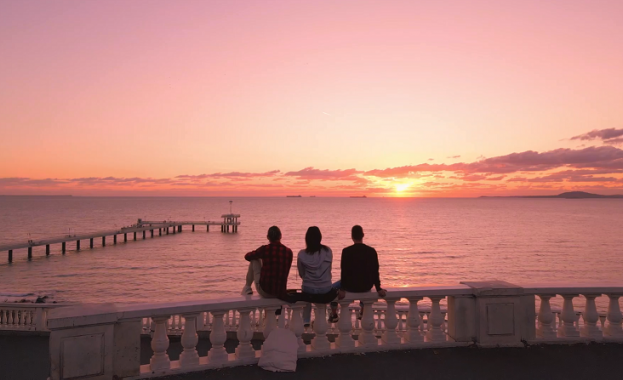 Филмът на Център Алеф Хени Приятелството смисъл и спасение