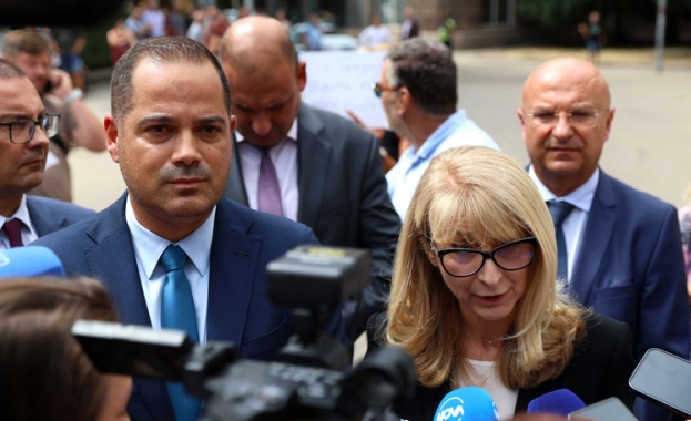 Какво следва след провала на кабинета „Кожарева“