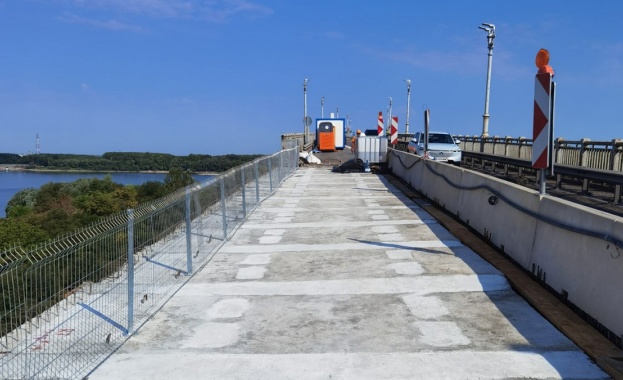 Извършва се основен ремонт на българския участък на Дунав мост