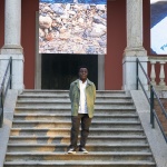 Докоснете Венеция чрез изкуството: зашеметяващото сътрудничество на LG OLED и сър Джон Акомфра на венецианското биенале