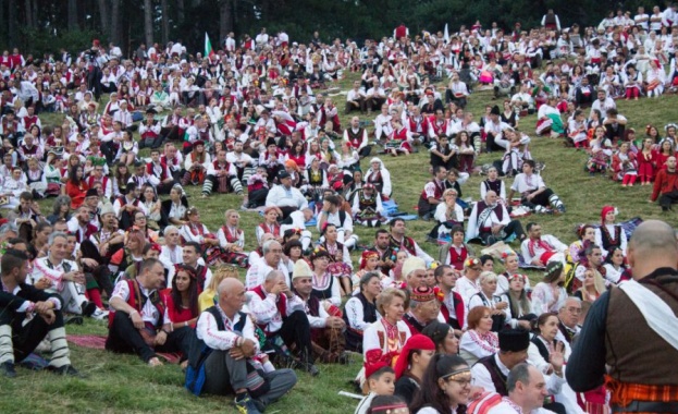 Областният управител Чавдар Божурски бе гост на официалното откриване на