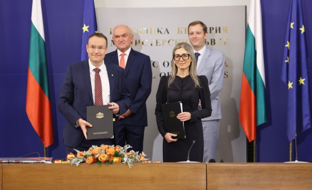 Договорът за доставка на нови влакове е съществена крачка в