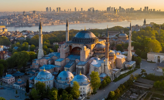 Септември е един от най добрите месеци за пътуване до Истанбул