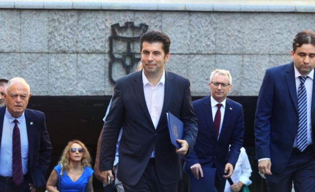 ПП ДБ внесе документи в Централната избирателна комисия ЦИК за регистрация