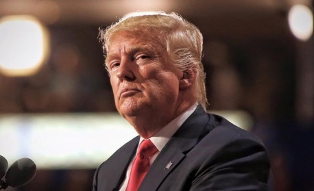 Тръмп с остро послание към Иран заради Ормузкия проток