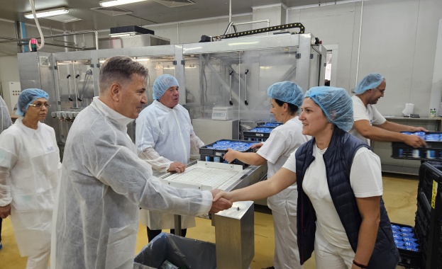 Синдикатите и ръководството на „Ел Би Булгарикум“ подписаха нов колективен трудов договор