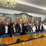 Ахмед Доган пристигна в централата на ДПС