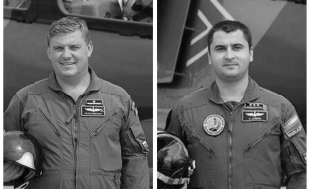 С военен ритуал днес в авиобазата в Долна Митрополия бе