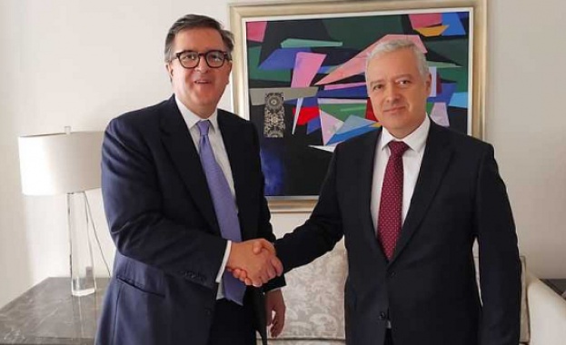 Външният ни министър обсъди с помощник държавния секретар на САЩ