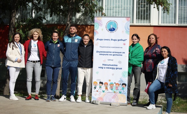 Олимпийските световни и европейски шампиони Ивет Горанова Невяна Владинова Станимира