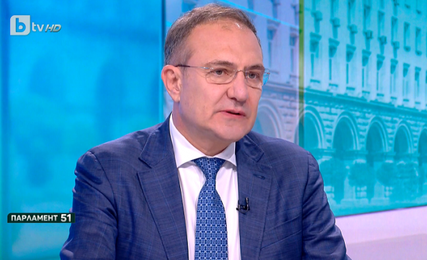 Министър Гуцанов: 3.5 милиарда лева е бюджетът в социалната сфера Министър Гуцанов: 3.5 милиарда лева е бюджетът в социалната сфера