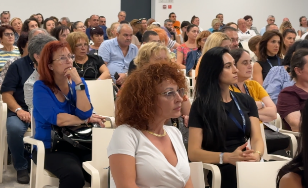 Мащабен есенен форум на магистър фармацевтите събра над 650 професионалисти собственици