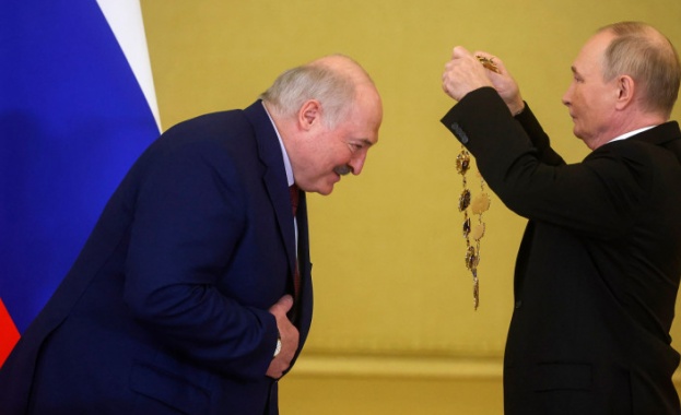 Руският президент Владимир Путин удостои беларуския си колега Александър Лукашенко