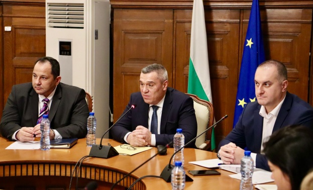 В рамките на утрешния ден земеделските производители ще получат средствата