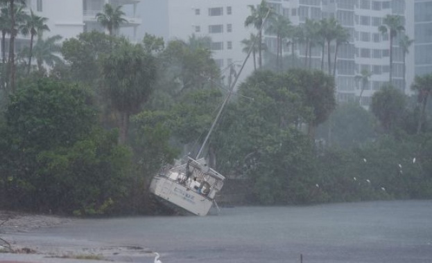 Най малко 11 души вече са станали жертви на урагана Милтън