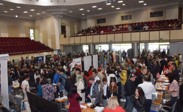 В Русенския университет се проведе Младежка трудова „Кариерни хоризонти“