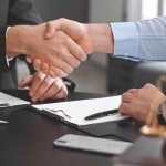 Бизнесът между лева и еврото. Готови ли сме за единната валута?