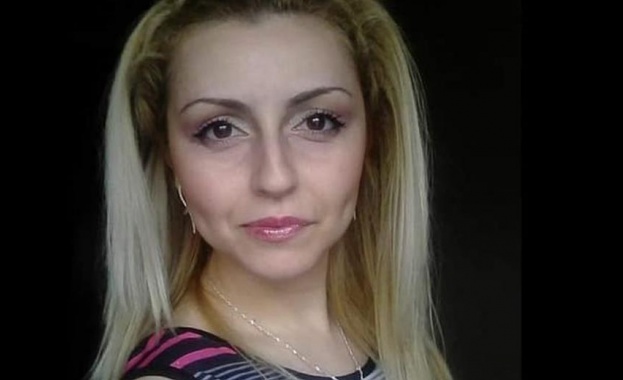 35 годишната д р Моника Курдова работи като лекар в МОБАЛ Д р