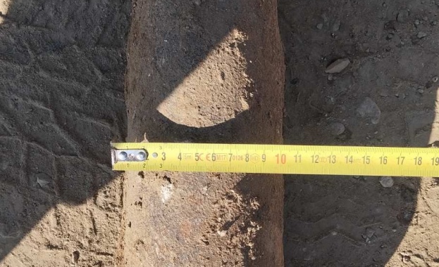 Военнослужещи от Сухопътните войски унищожиха невзривен боеприпас открит в Казанлък