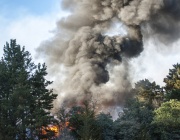 Голям пожар близо до Гребната база в Пловдив