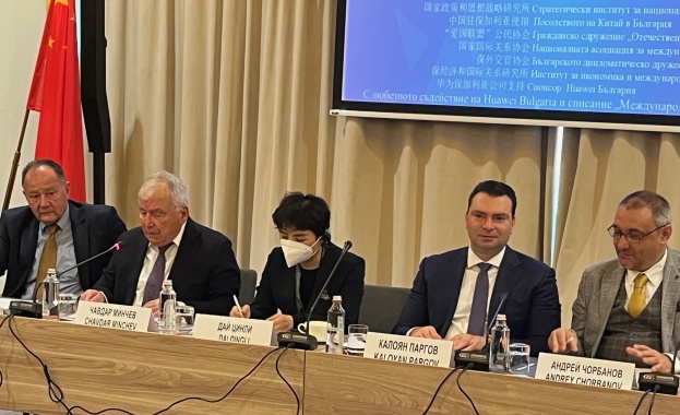 България отчаяно се нуждае от реиндустриализация а автомобилостроенето е нещо