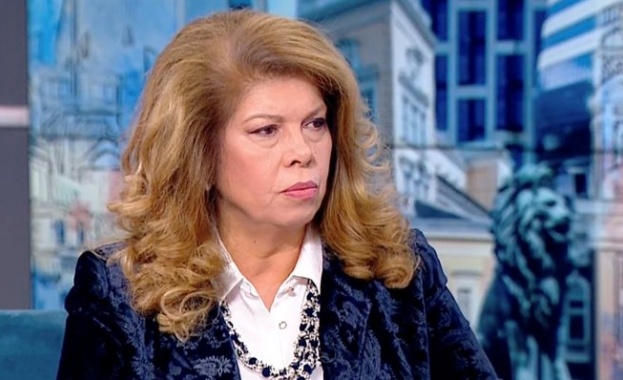 Илияна Йотова: Ако реша да се кандидатирам за президент, първо ще питам българските граждани Илияна Йотова: Ако реша да се кандидатирам за президент, първо ще питам българските граждани