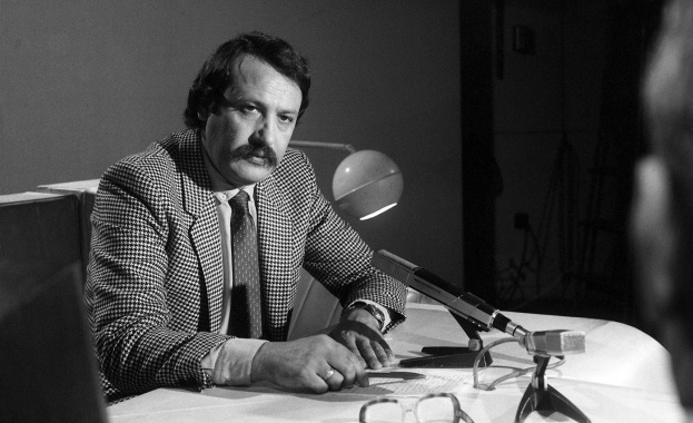 „БНТ представя“ филма „Иван Гарелов – телевизия и много повече“ „БНТ представя“ филма „Иван Гарелов – телевизия и много повече“