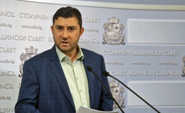 Не подкрепяме новите правила за паркиране категоричен е съветникът от