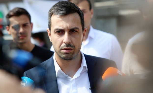 Деян Николов: Належащо е да изчистим мафията, преди да чистим боклука