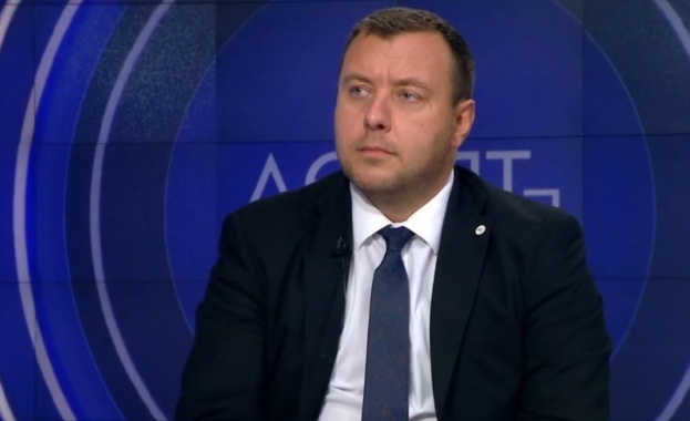 Решението на партия Възраждане е че ние имаме издигната кандидатура