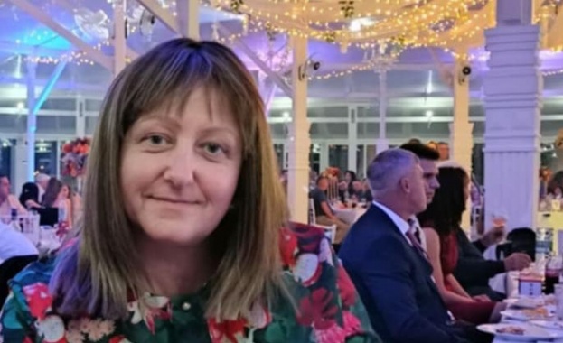 Зов за помощ: Светла се нуждае от средства, за да пребори рака