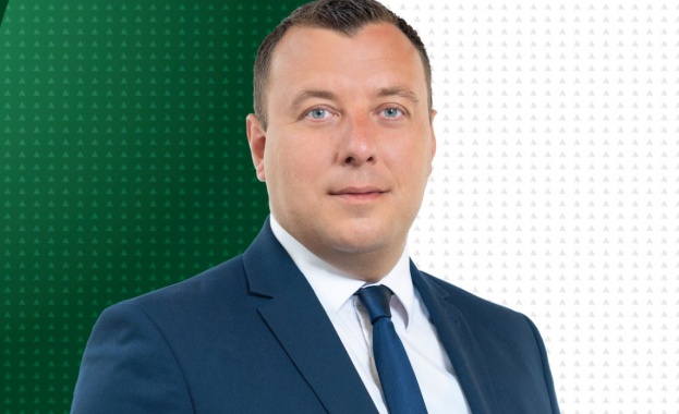 Петър Петров: С 11% са намалели загиналите при ПТП след приетите законодателни изменения на “Възраждане” Петър Петров: С 11% са намалели загиналите при ПТП след приетите законодателни изменения на “Възраждане”