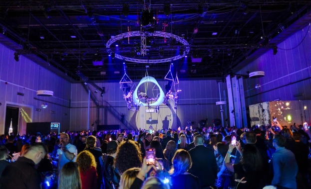 Филип Морис Интернешънъл отбелязва 10 години от пускането на IQOS в световен мащаб