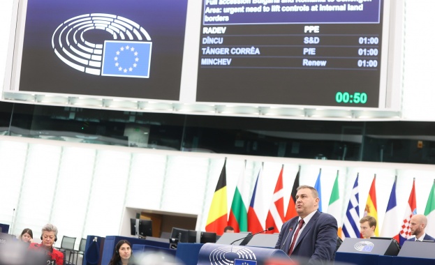 Евродепутатът от ГЕРБ ЕНП и зам председател на правната комисия в Европейския