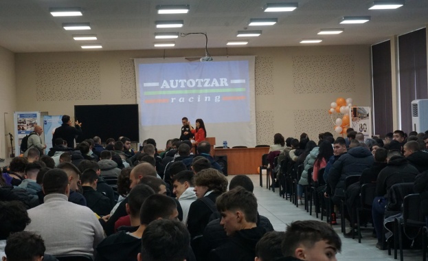 Над 1 000 ученици преминаха обучения по пътна безопасност в